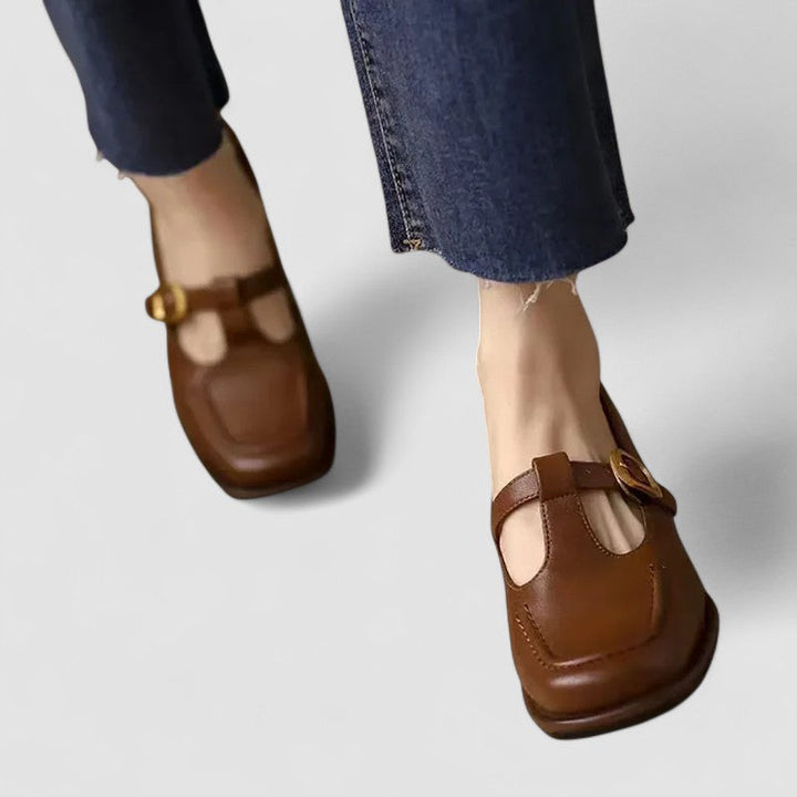 ELIZABETH | ORTHOPEDIC SHOES WITH MARY JANE STRAP